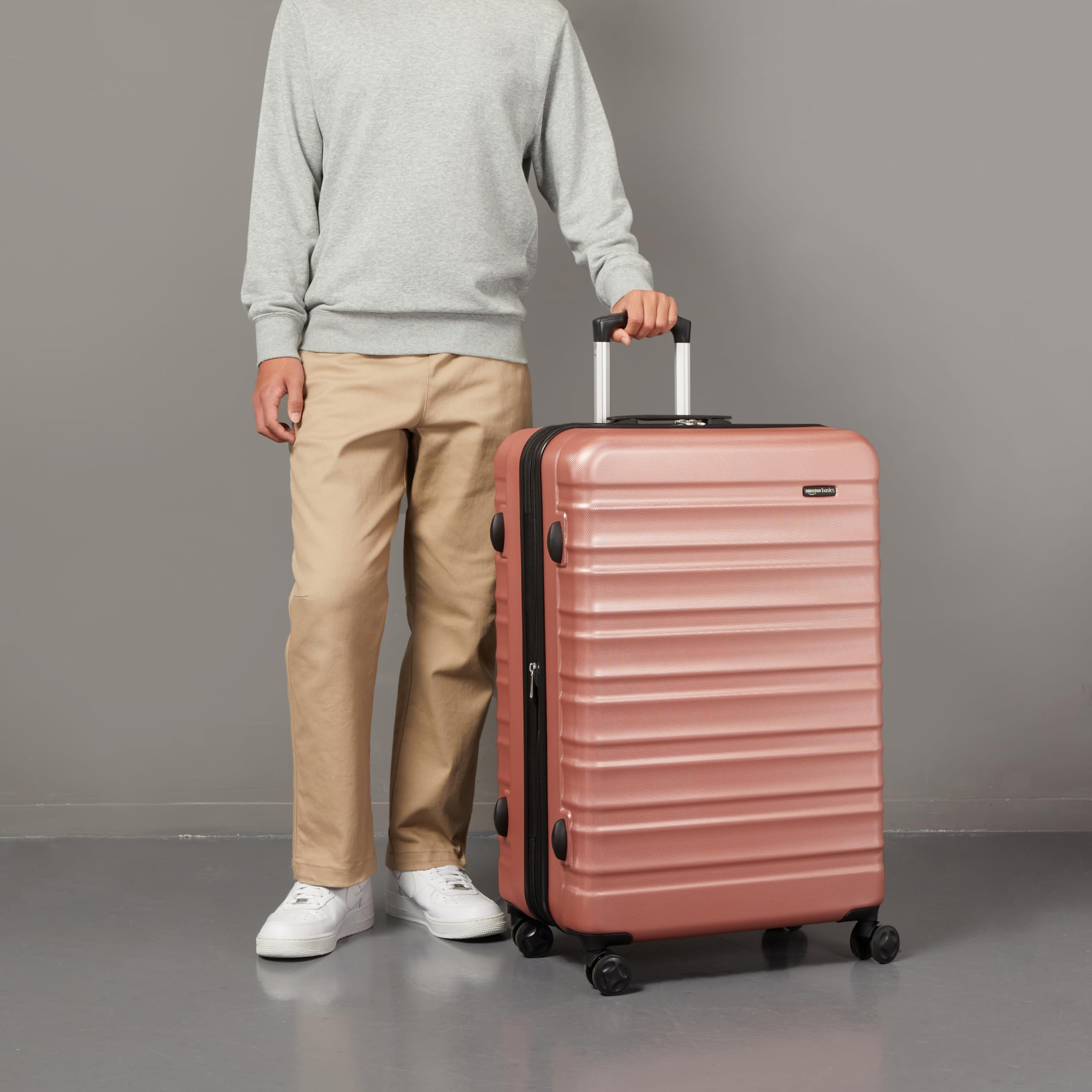 Valise rigide grande Amazon Basics 78 cm extensible or rose 105 litres – Image 6